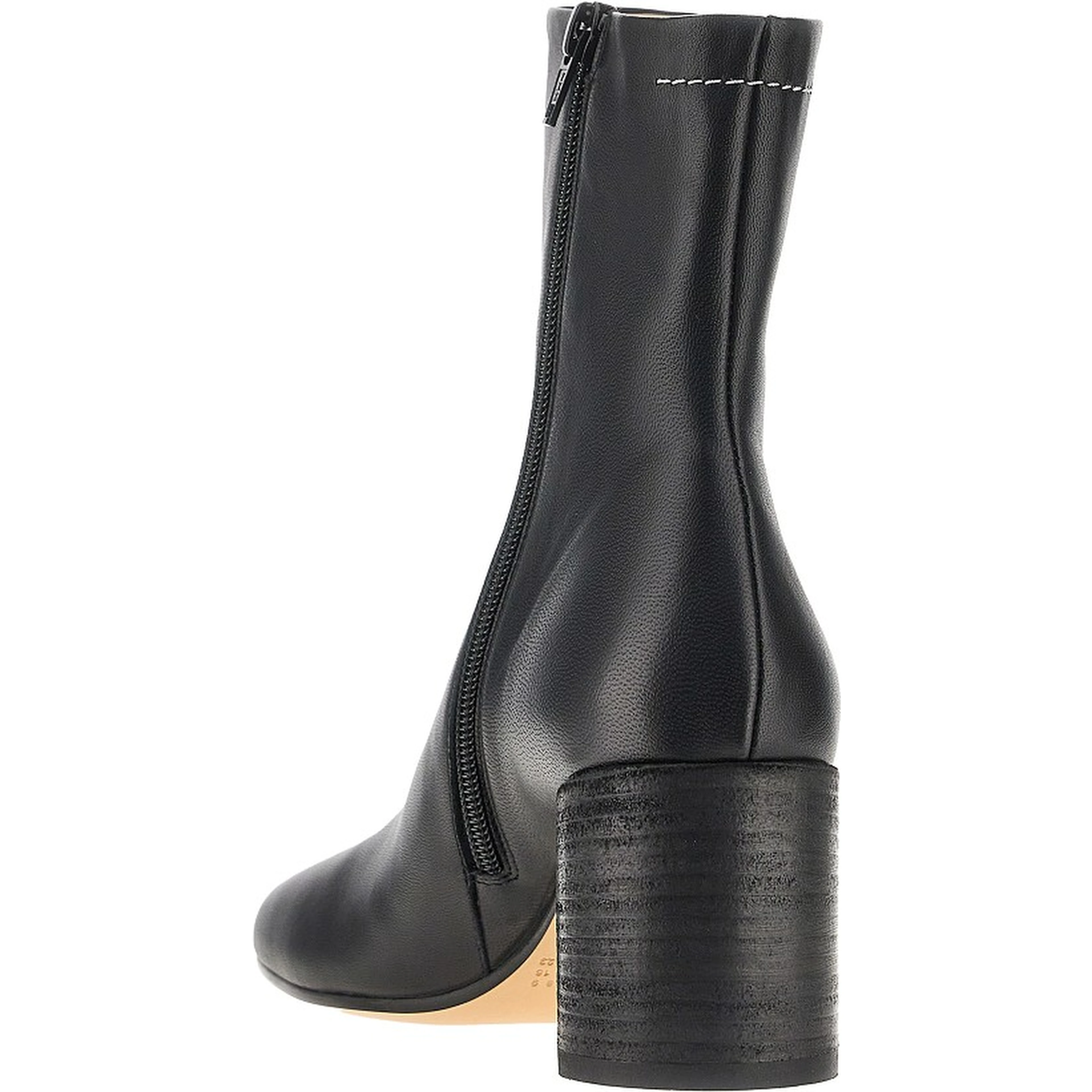 Anatomical toe ankle boots