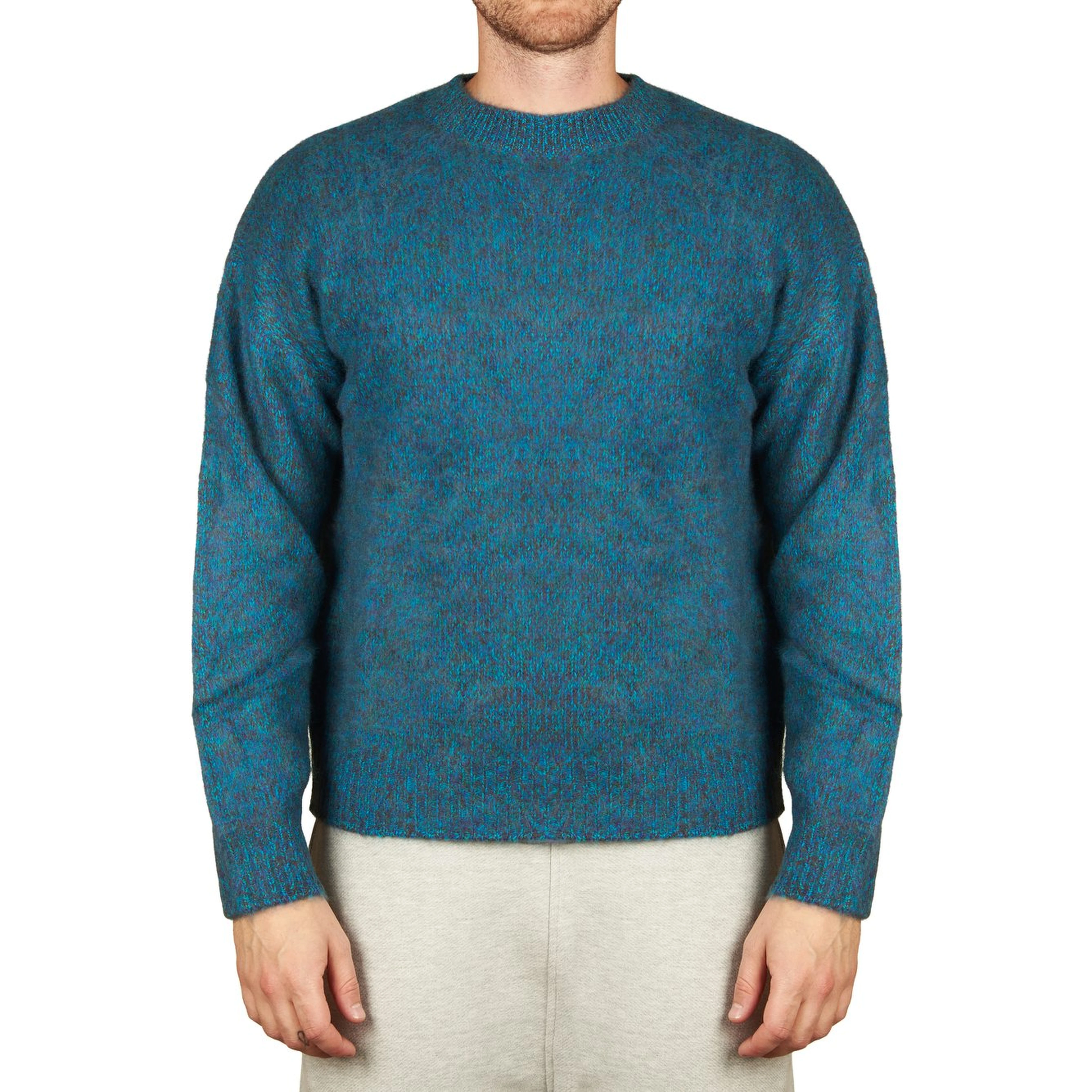Amaranto Sweaters