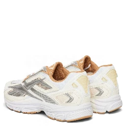 Reebok Sneakers
