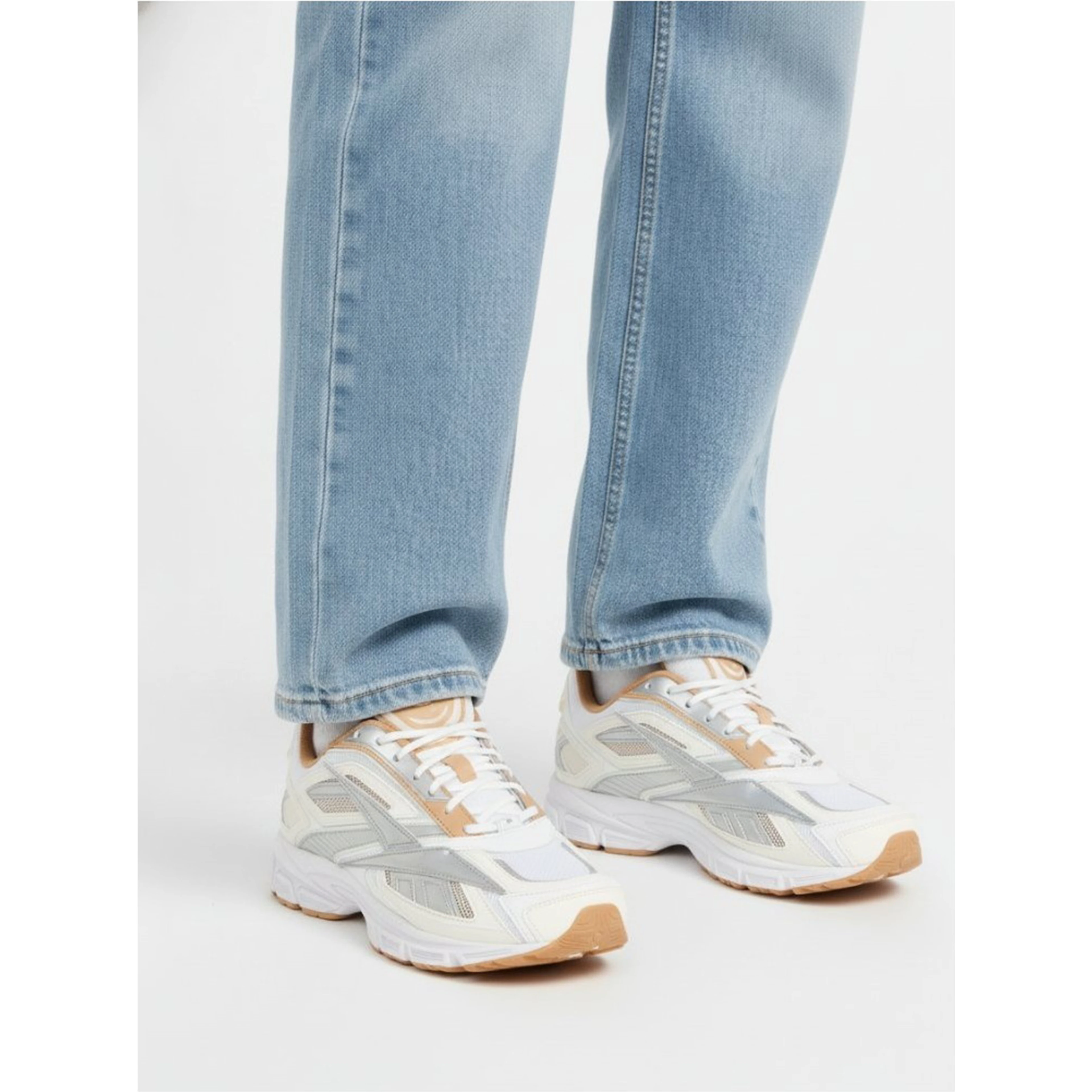 Reebok Sneakers