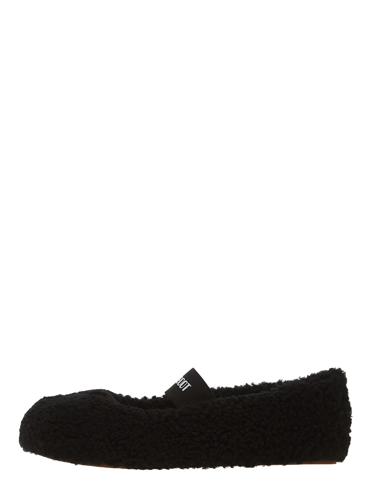 MOON BOOT Flat shoes