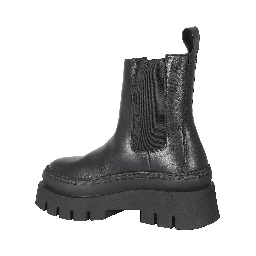 CHELSEA BOOT