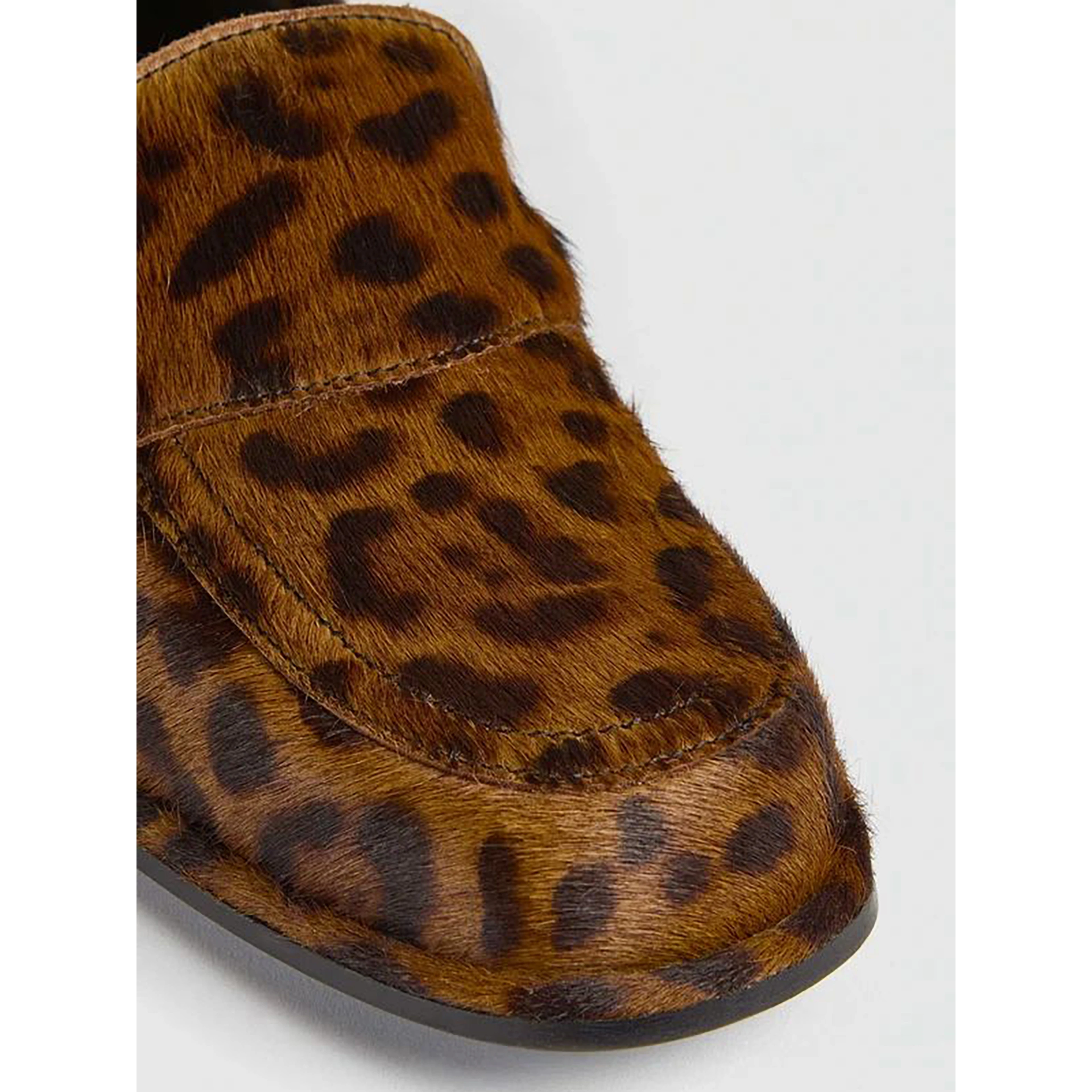 LIVIANA CONTI GUIA moccasins