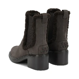 Boots & Ankle Boots