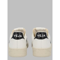 Sneaker "V-10"