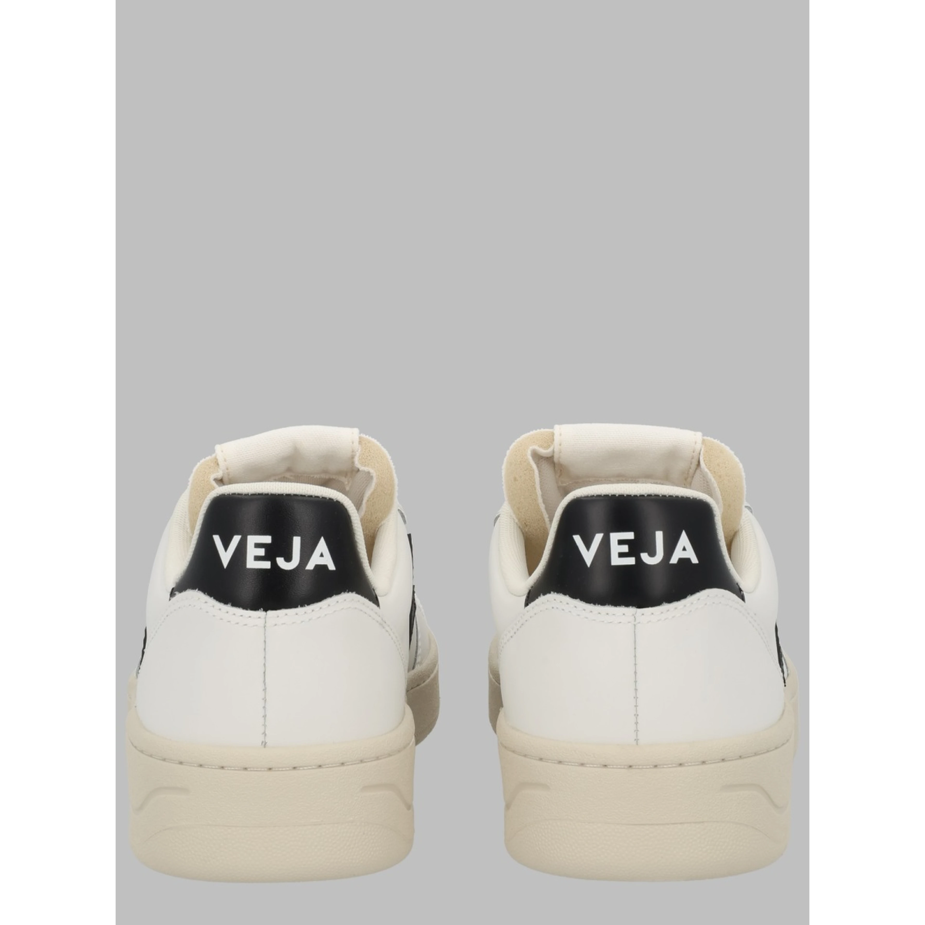 Sneaker "V-10"