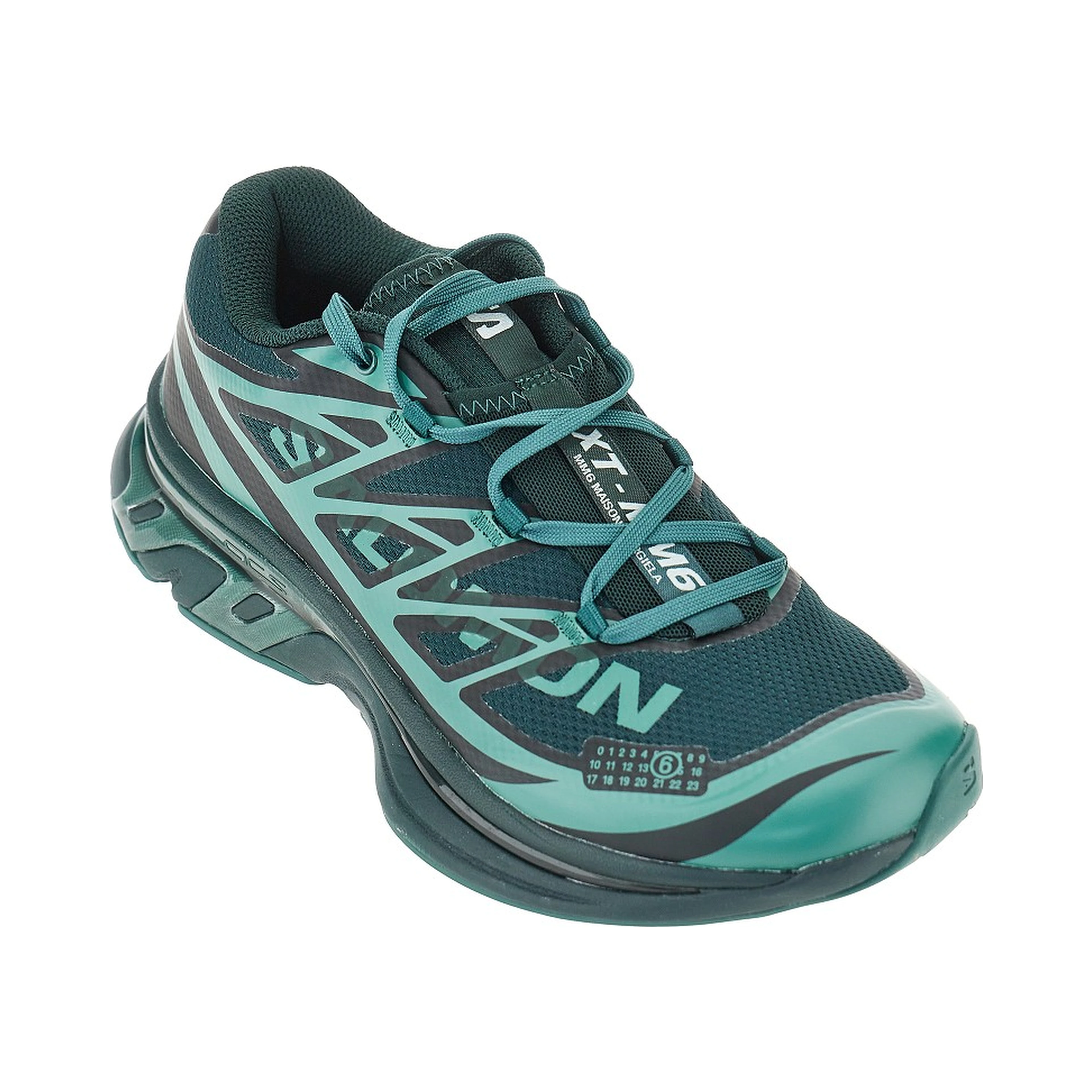 XT-MM6 sneakers