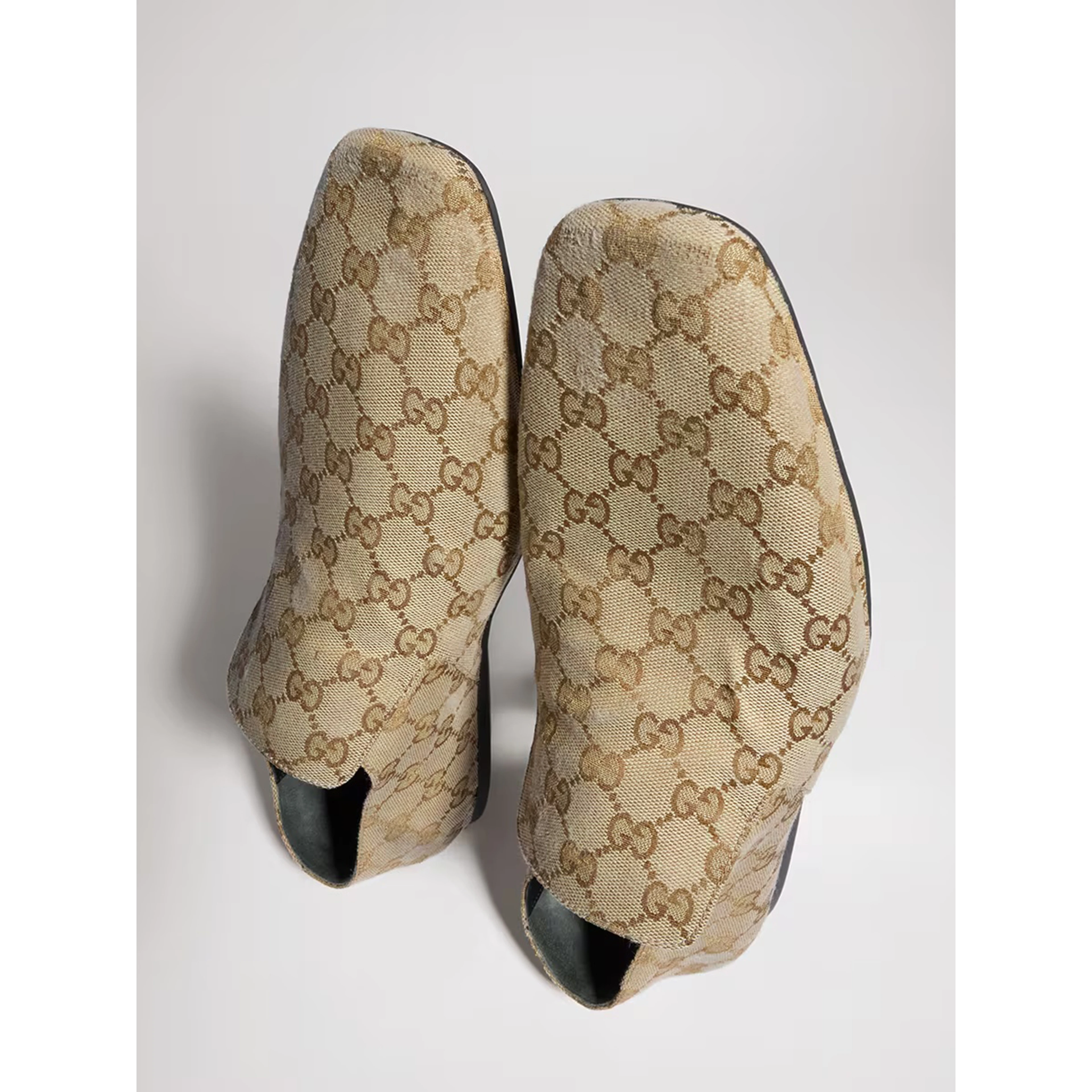 GUCCI Flat shoes