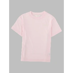 jersey t-shirt girl