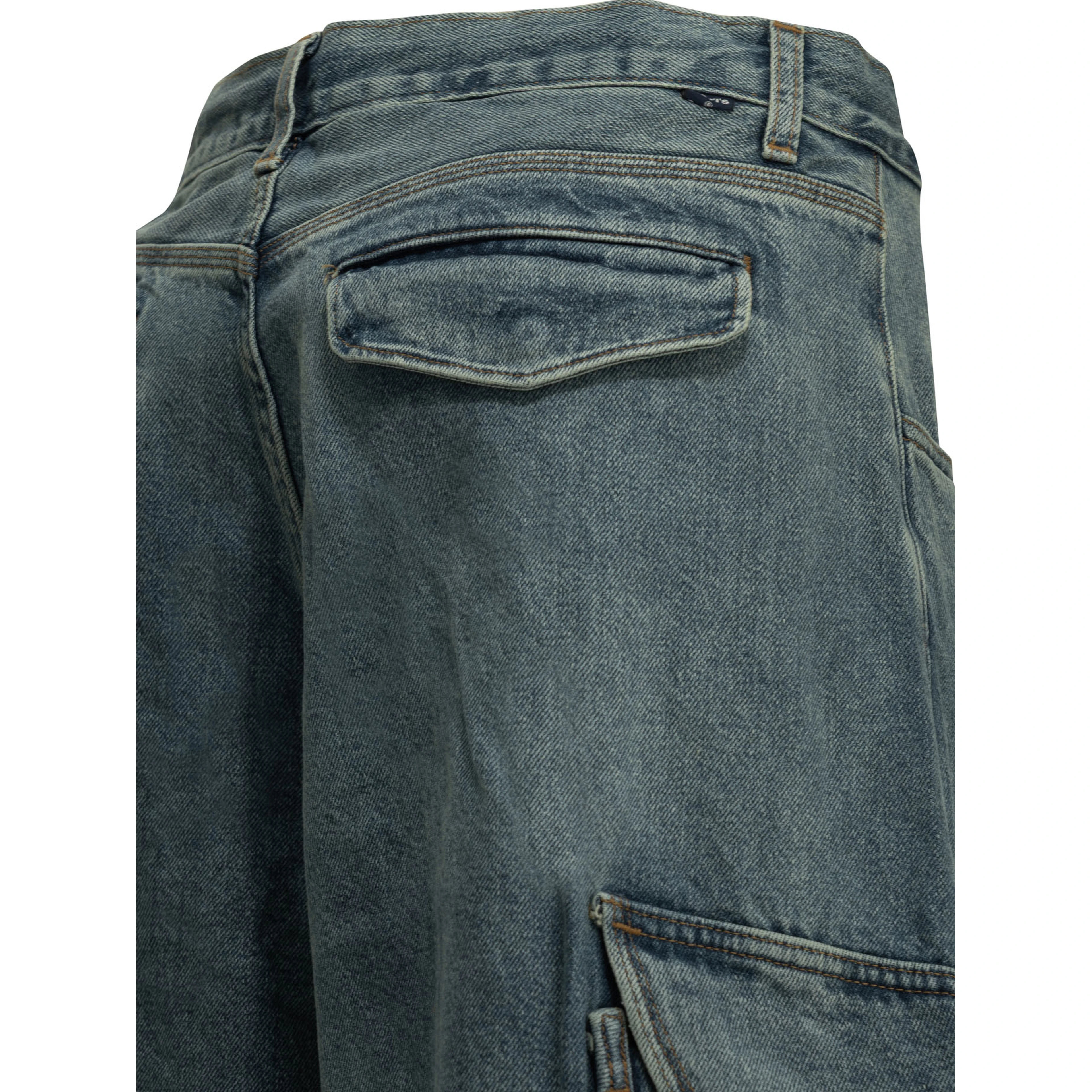 "Cargo" Wide-Leg Jeans