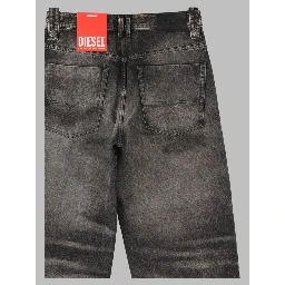 Jeans "1982 D-Hakou"