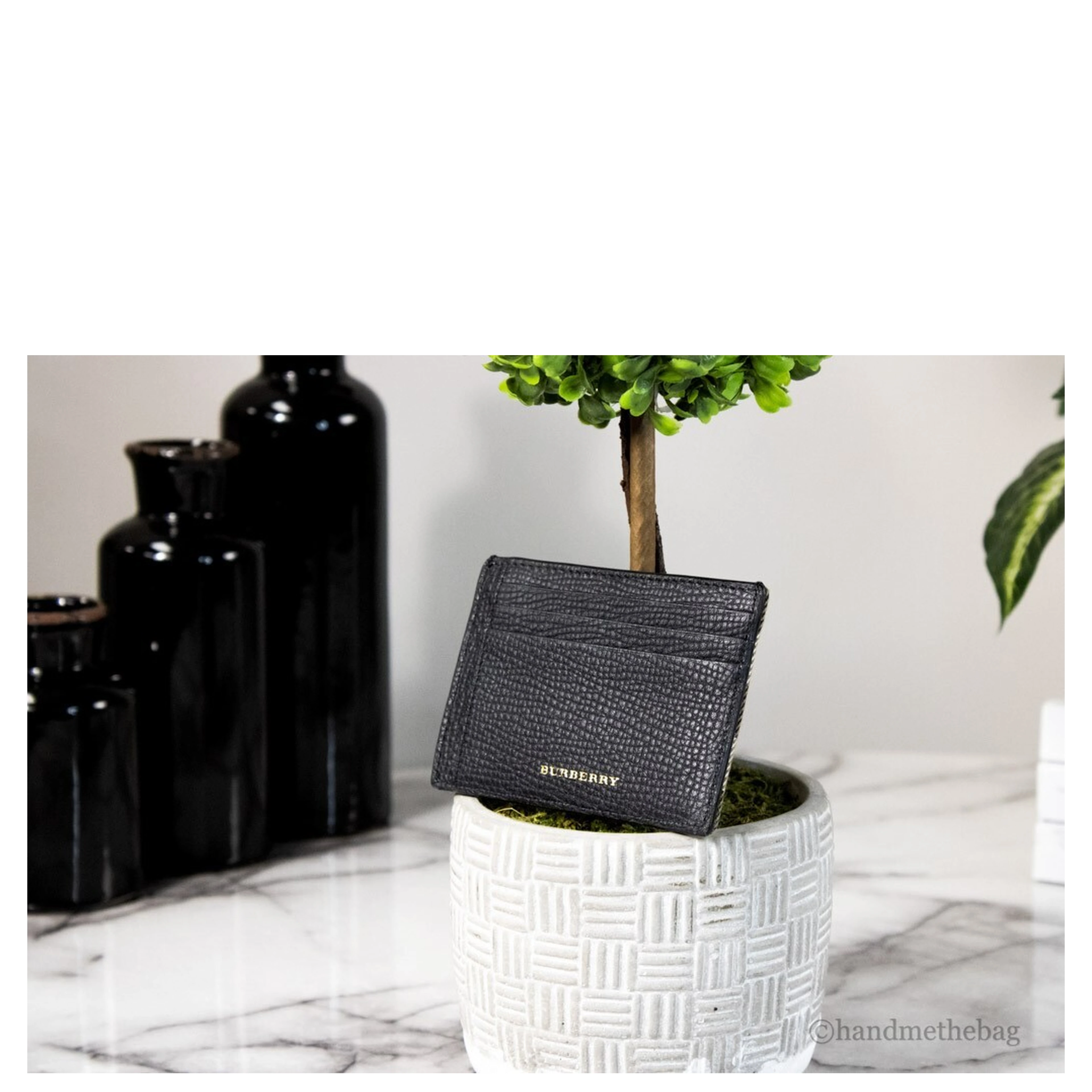Burberry House Check Chase Black Grainy Leather Money Clip Card Case Wallet